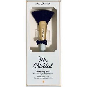 Two Faced Mr. Chiseled Contouring Brush - New in Box.